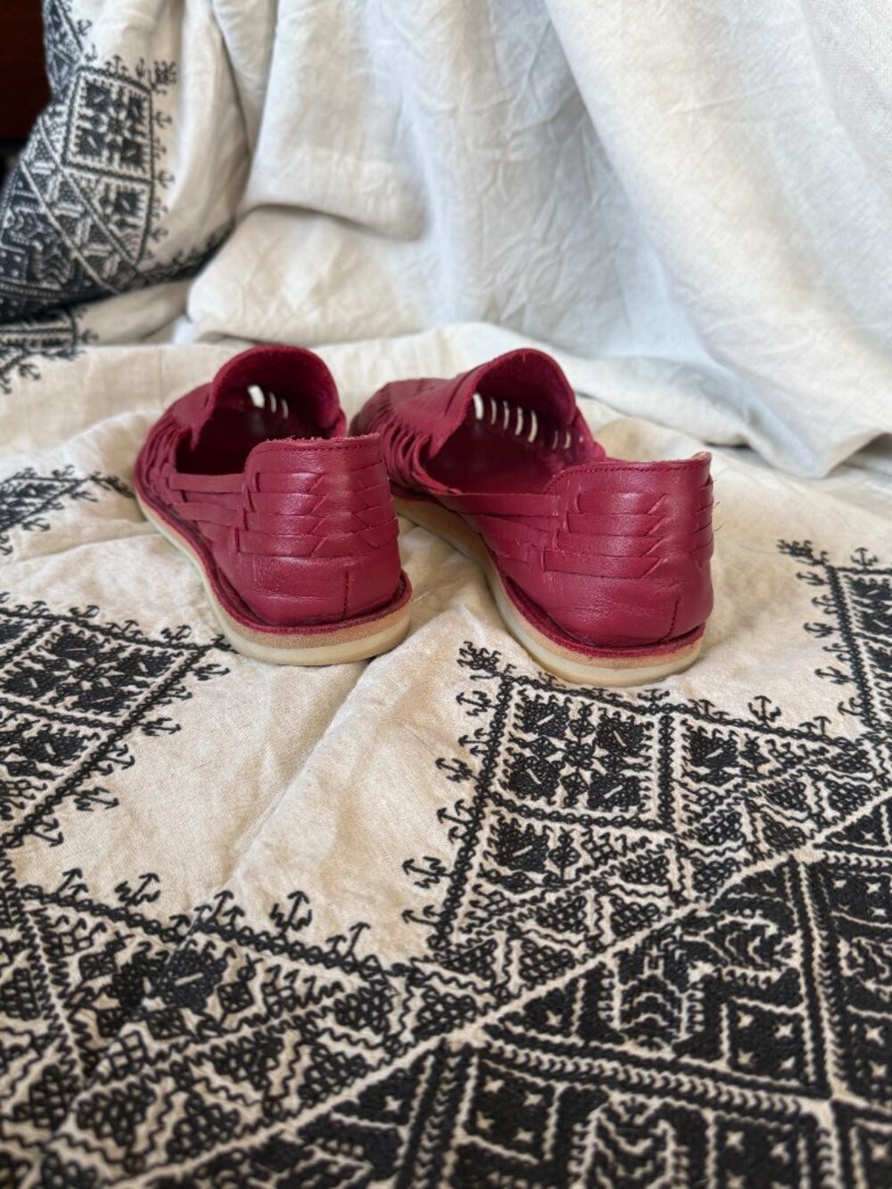 Espiritu Woven Leather Huarache Flat  in Prickley Pear— Size 10 - Picture 4 of 6